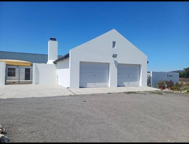 7 BEDROOM HOUSE FOR SALE IN LONG ACRES COUNTRY ESTATE